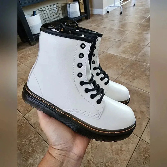 Dr.Martens Kids Zavala White Boots (Child) - Picture 1 of 7